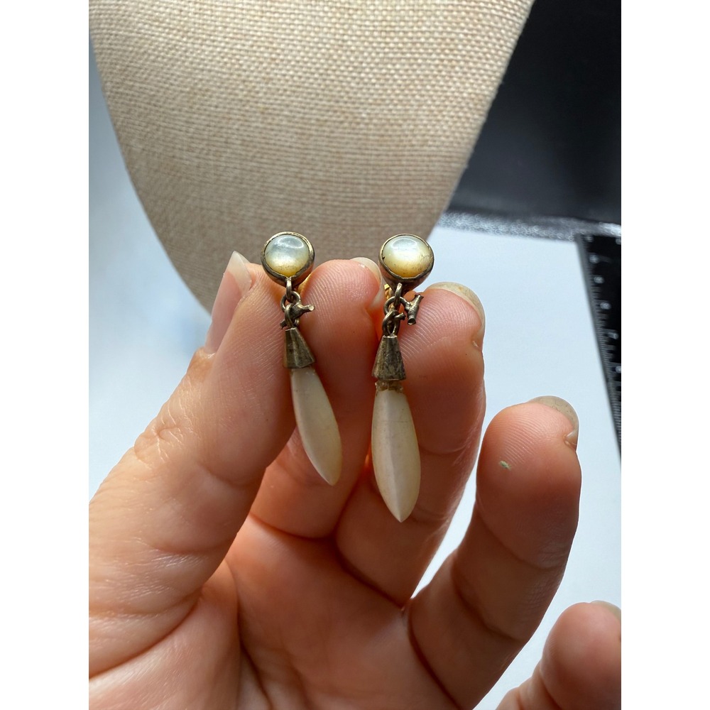 Vintage 12K Gold Filled Mother of Pearl Screw Back Dangle Earrings Iridescent